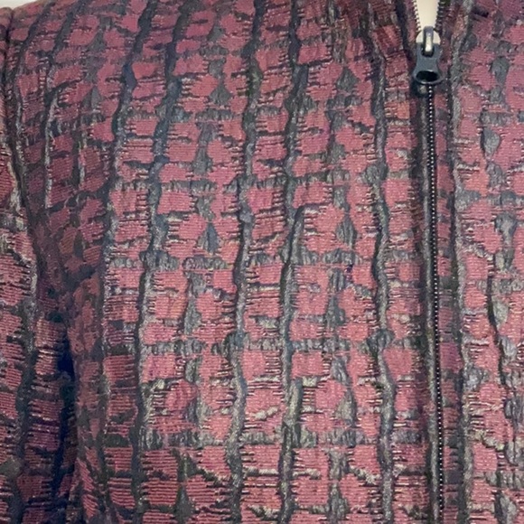 Black and Red Blazer with Tailored Silhouette and Stand-Up Collar - Picture 2 of 9